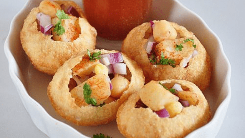 Gol Gappay – Pani Puri (water balls)