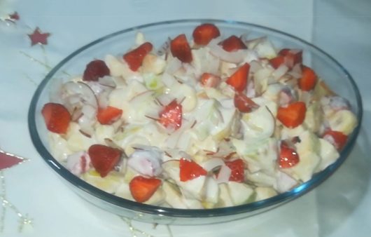 Creamy fruit chaat main